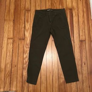 Old Navy Pixie Cropped Pants